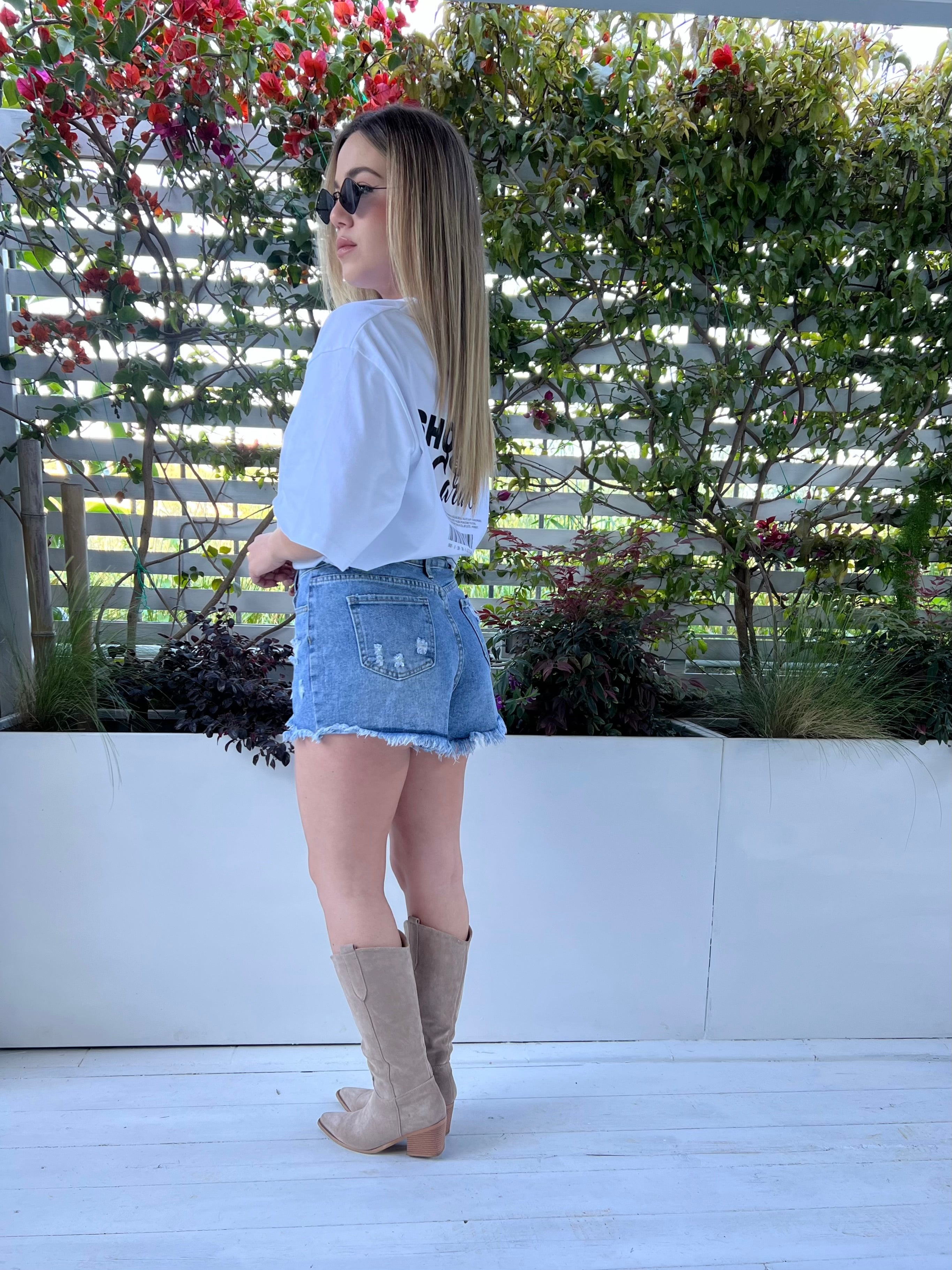 Shorts orlo sfrangiato