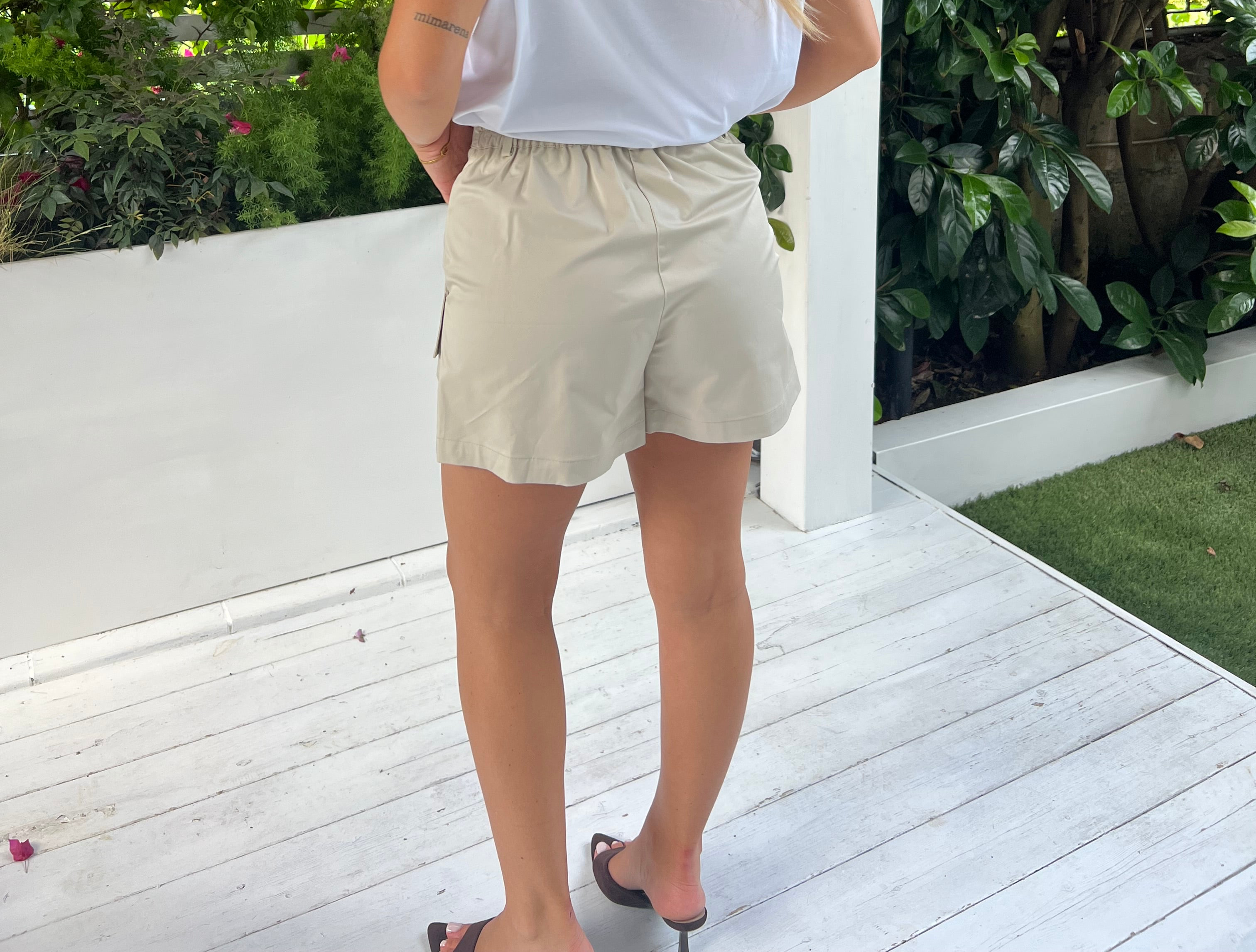 Shorts JWST
